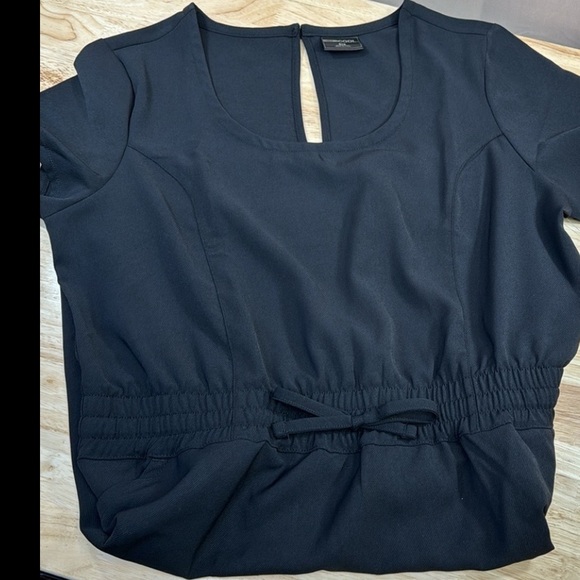 32* DEGREES Cool Women's Short Sleeve Comfy Elastic Waist Lux Dress w/ Pockets - Picture 3 of 4